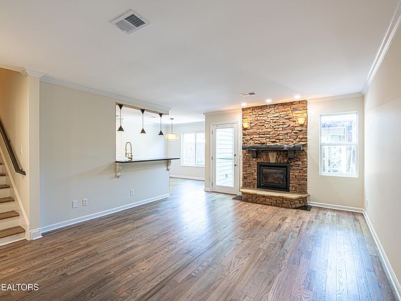 4th image of 7709 Wilmington Dr