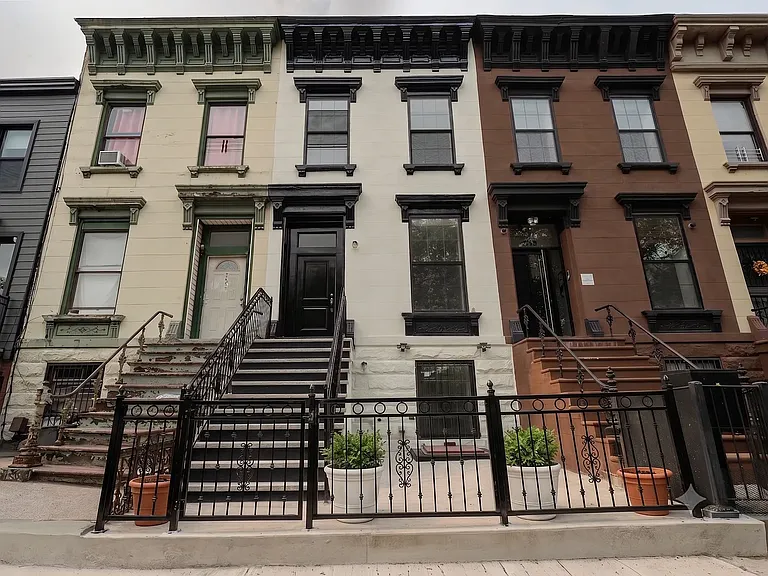 751A Monroe St #2 — Photo 3