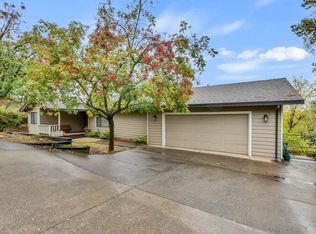 2896 Knollwood Dr, Cameron Park, CA 95682