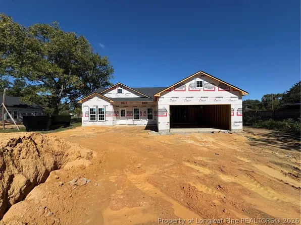 7768 Hazelwood Ave, Fayetteville, NC 28314