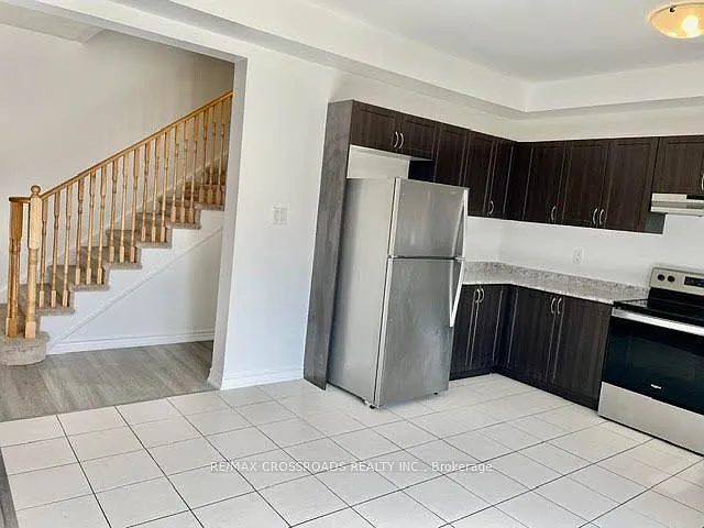 3 bed, $2,450 — Photo 4