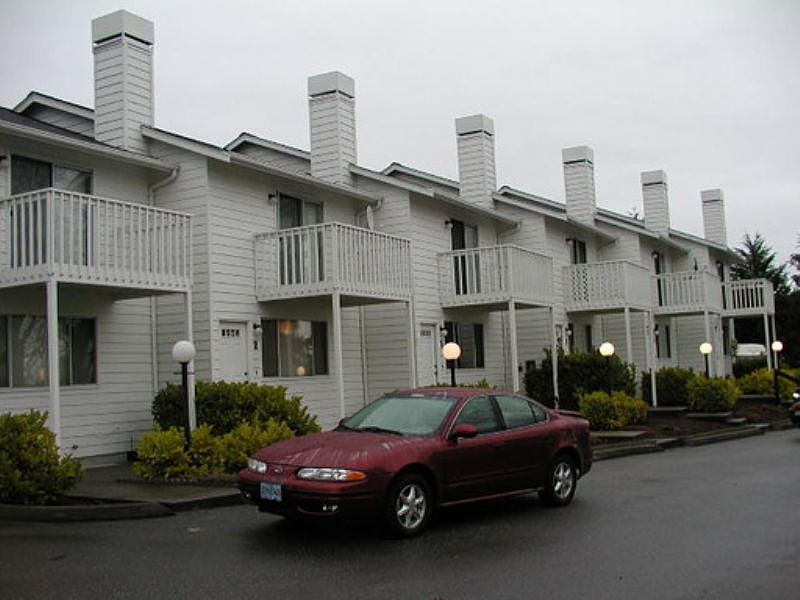 1st image of 850 SE Midway Blvd APT 06