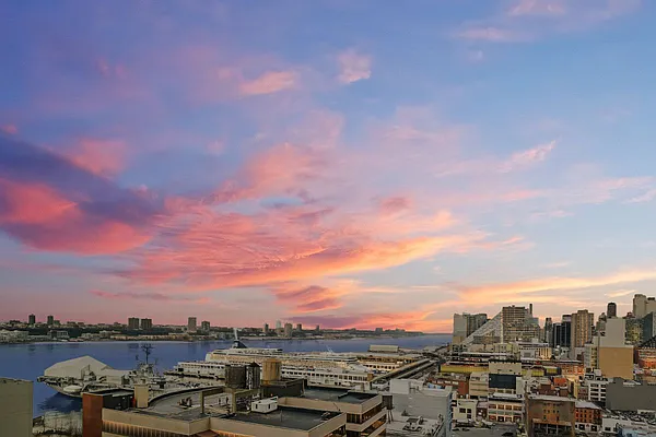 Rented by Level Group | media 8