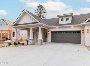 107 Alpine Dr, Clinton, TN 37716