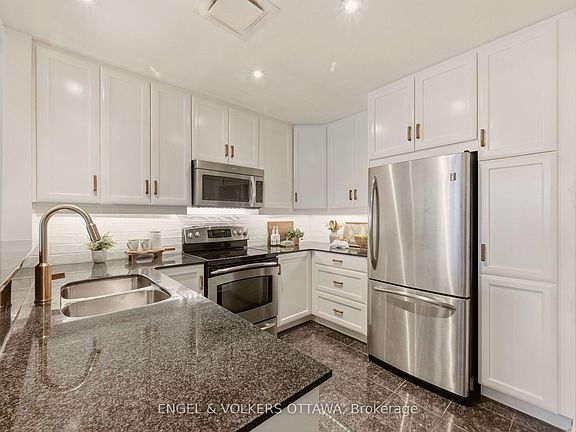 5th image of 320 McLeod St #312