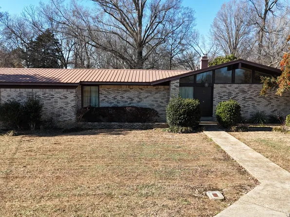 107 Diamond Dr, Mc Kenzie, TN 38201