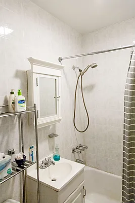 Rented by Pearl Estates | media 14