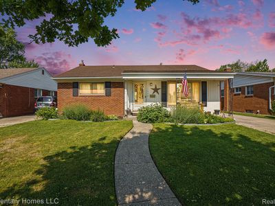 28835 Joan St, Saint Clair Shores, MI, 48081