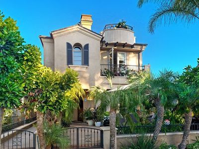 608 Begonia Ave, Corona Del Mar, CA, 92625