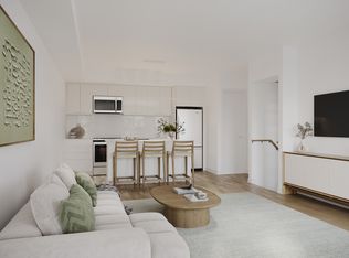 31 Farmstead Rd #1339740, Toronto, ON M2L2X2