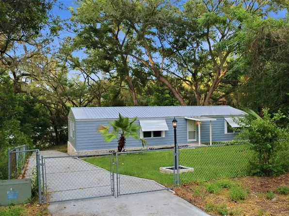 403 Acorn Cir, Fruitland Park, FL 34731
