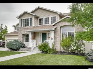 9237 S Granada Hills Dr, West Jordan, UT 84088