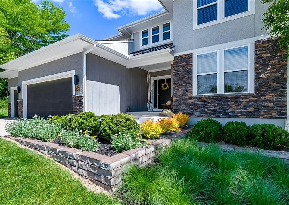 1st image of 6927 Glenn Ln