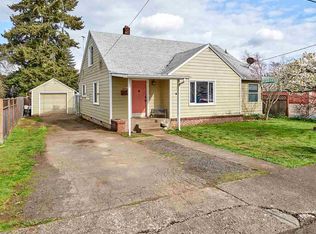 1492 SE Howe St, Dallas, OR 97338