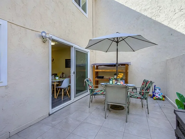 3964 Caminito Patricia — Photo 5