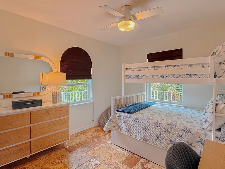 136 Plantation Shores Dr — Photo 3
