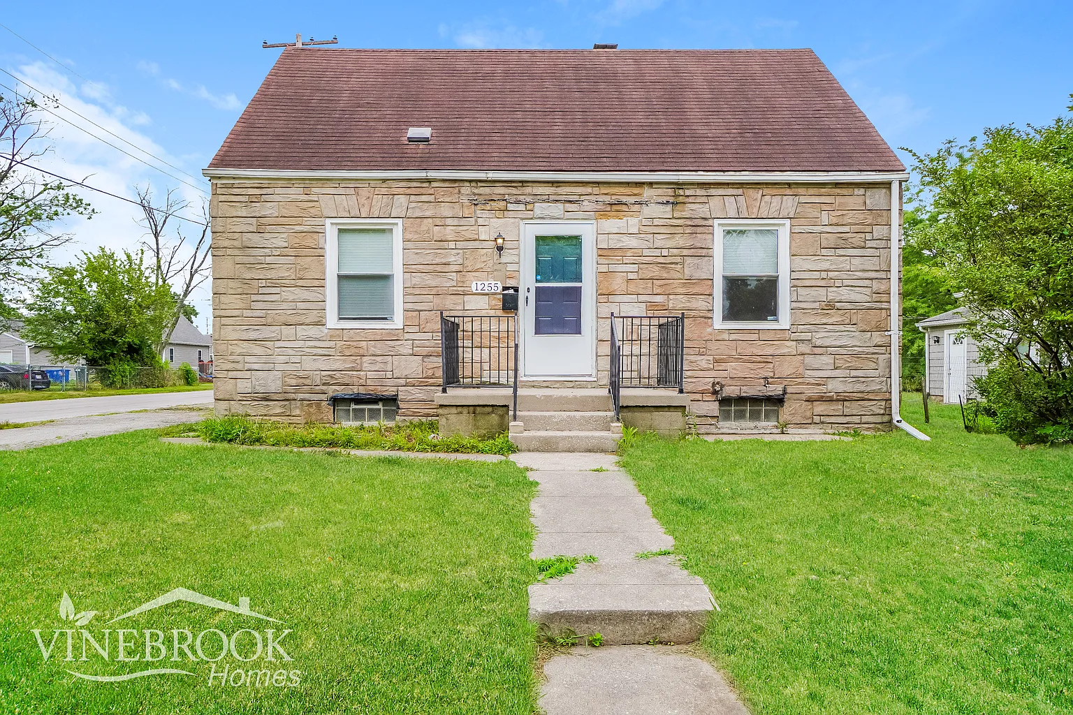 1255 Republic Ave photo 1