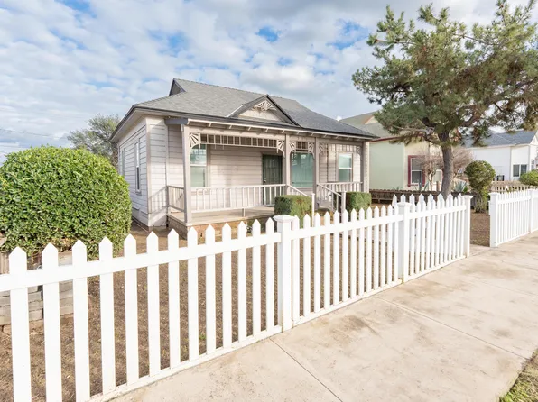 533 S Kaweah Avenue, Exeter, CA 93221