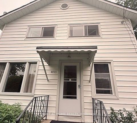 2nd image of 4893 Victoria St