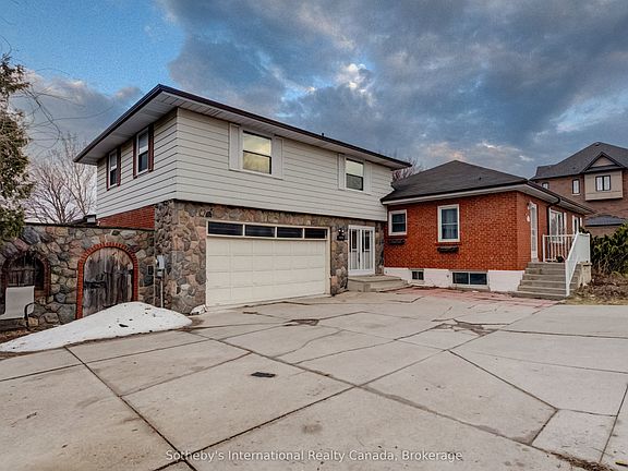 2nd image of 1478 Altona Rd