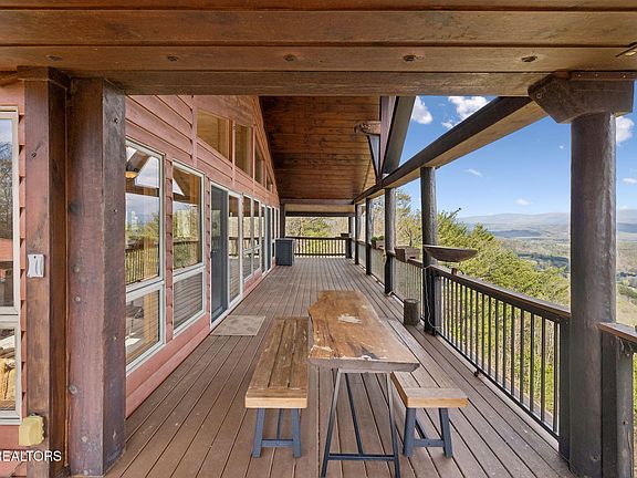 29th image of this home