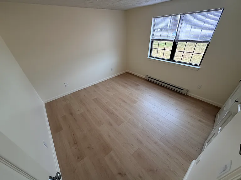 10 Penwood Dr #5 — Photo 9