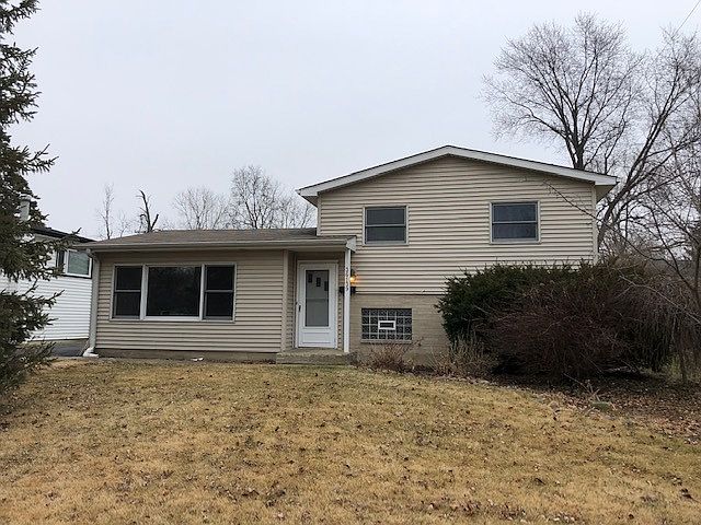 1st image of 36139 N Edgewood Dr