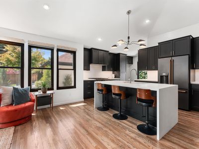 2003 N 16th St, Boise, ID, 83702