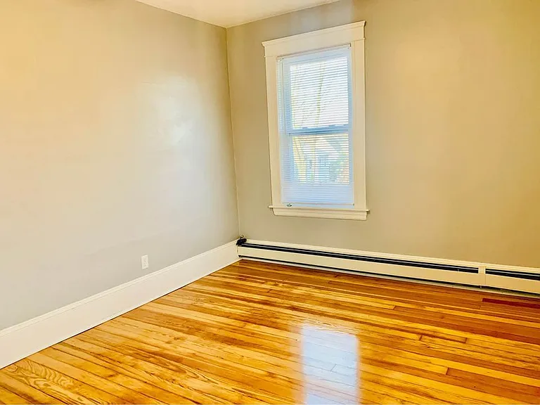 505 Grove St — Photo 16