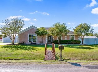 9400 Simbra Ln, Crowley, TX 76036