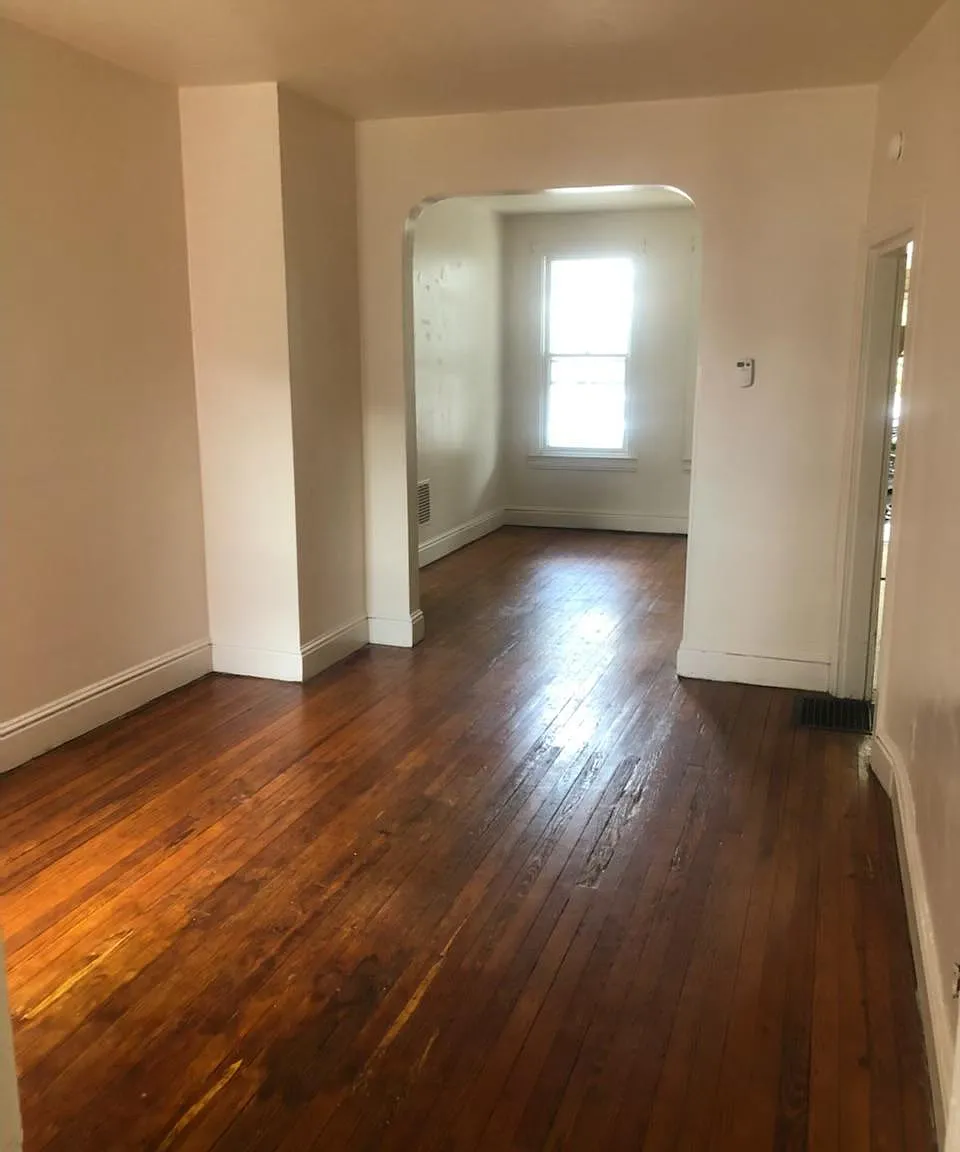 5 bed, 1836 sqft, $1,495 — Photo 4