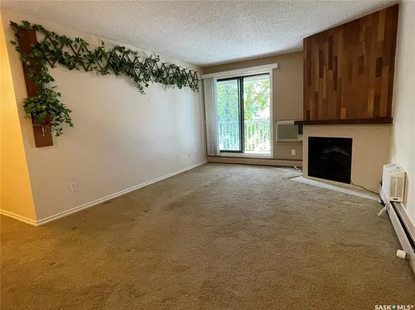 UNIT 204A1-1121 Mckercher DRIVE, Saskatoon, SK S7H 5B8