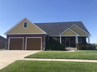 102 Shalo Ln, Wilber, NE 68465