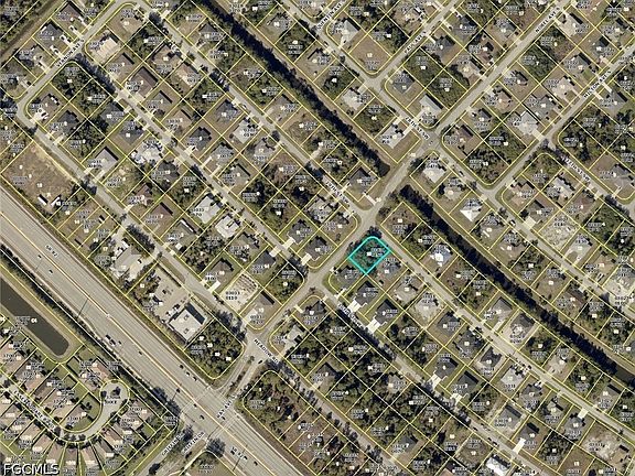 4th image of 4847 29th St SW