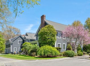 55 Garfield Rd, Concord, MA 01742