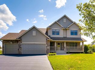 20174 Explorer Ct N, Forest Lake, MN 55025