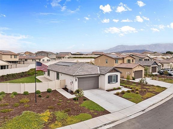 3rd image of 35118 Vidalia Ln