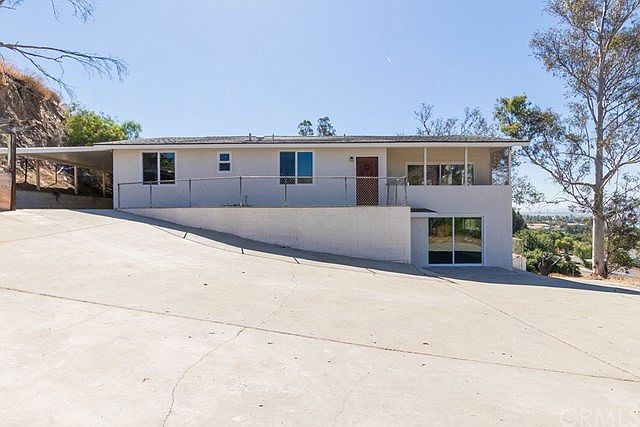 1st image of 30420 Hill Ave