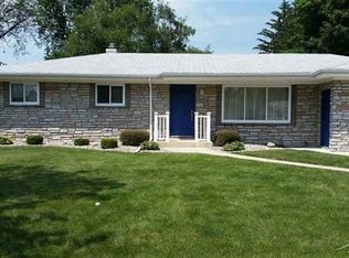 4046 Dickinson Dr, Saginaw, MI 48603