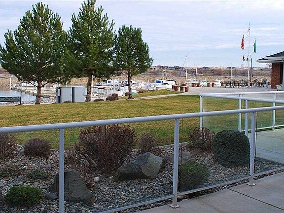 3rd image of 334 Columbia Point Dr Unit 105