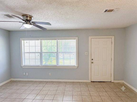 5th image of 5135 Balkin St
