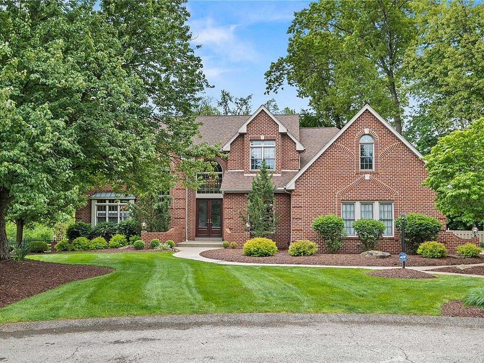 1st image of 325 Tiffany Ct