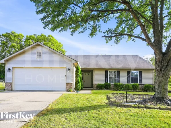 20828 Summitt Rd, Noblesville, IN 46062