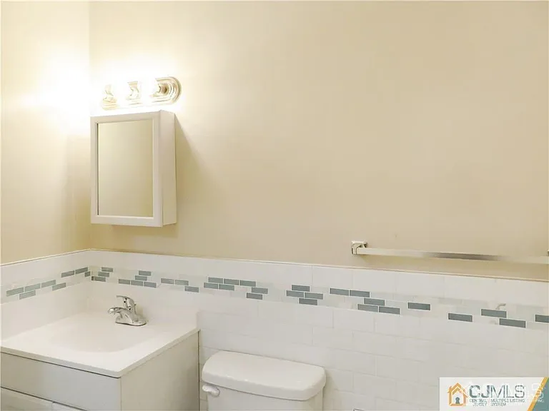 13 Lake Ave #5A — Photo 11