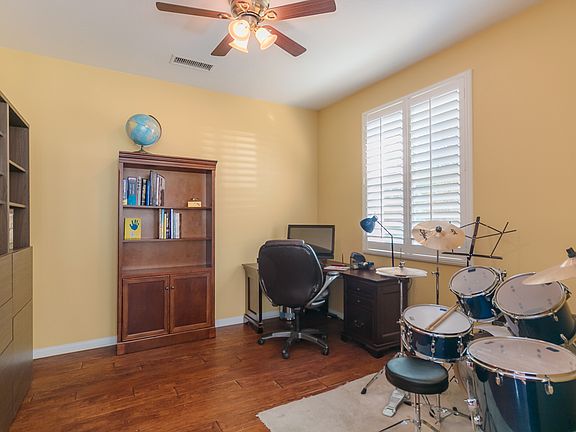 5th image of 4192 Laredo Ln Unit C