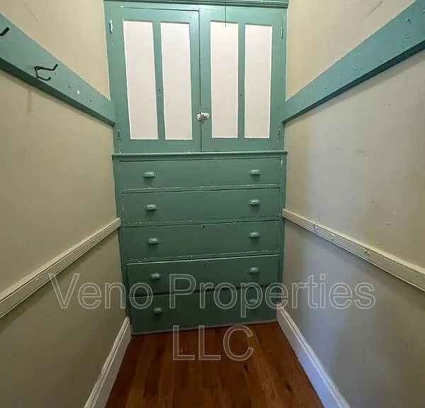 16 2nd St #2R — Photo 6