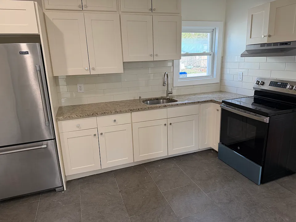 155 N Clinton St #1