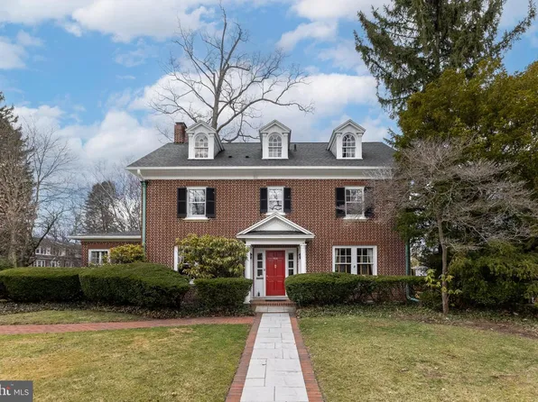 305 E Hamilton Ave, State College, PA 16801