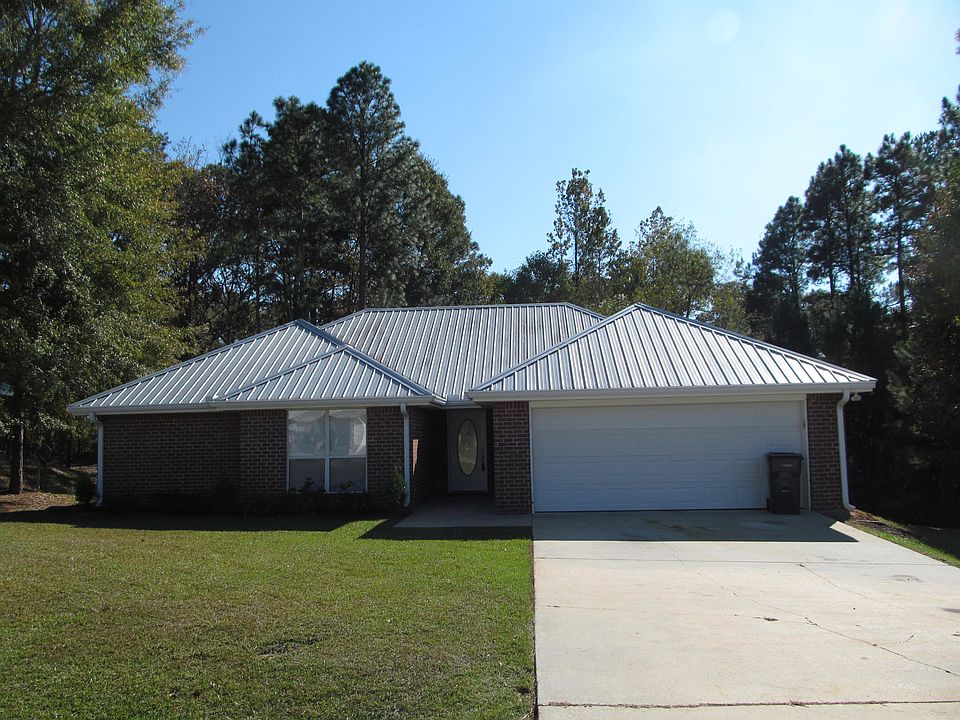 1st image of 146 Longwood Place Dr W