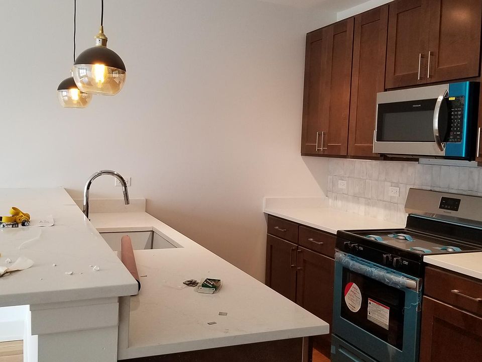 2nd image of 2740 S Spaulding Ave #212